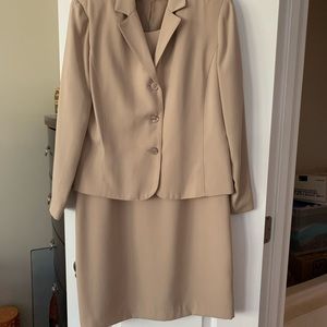 NWOT dress with matching jacket. Size 10P.